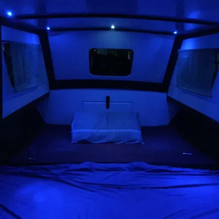 Irene House Boat 보트호텔